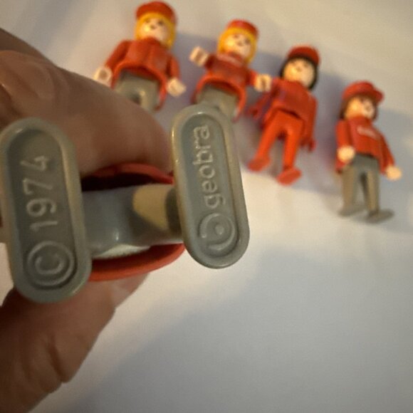Vintage 1974 Playmobil Geobra Lot of 5 ESSO Figurines. Pre-owned - Picture 2 of 3